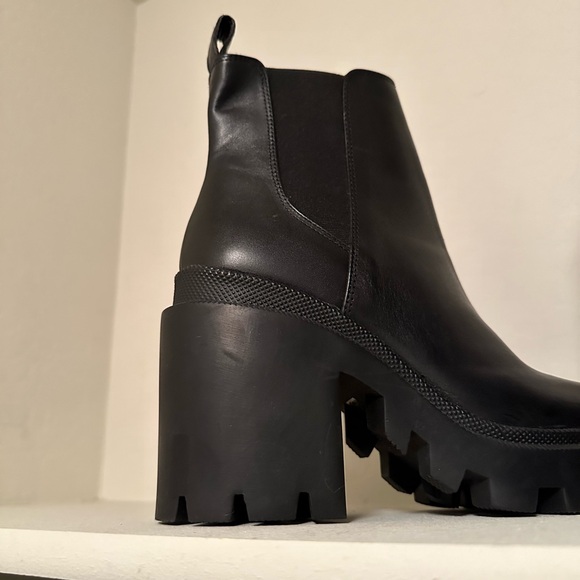 Steve Madden Roxie black boots 8.5 - Never worn outside - Picture 7 of 12